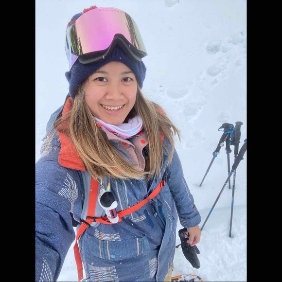 Hi, I'm Shari!! - Picture 4 of 5